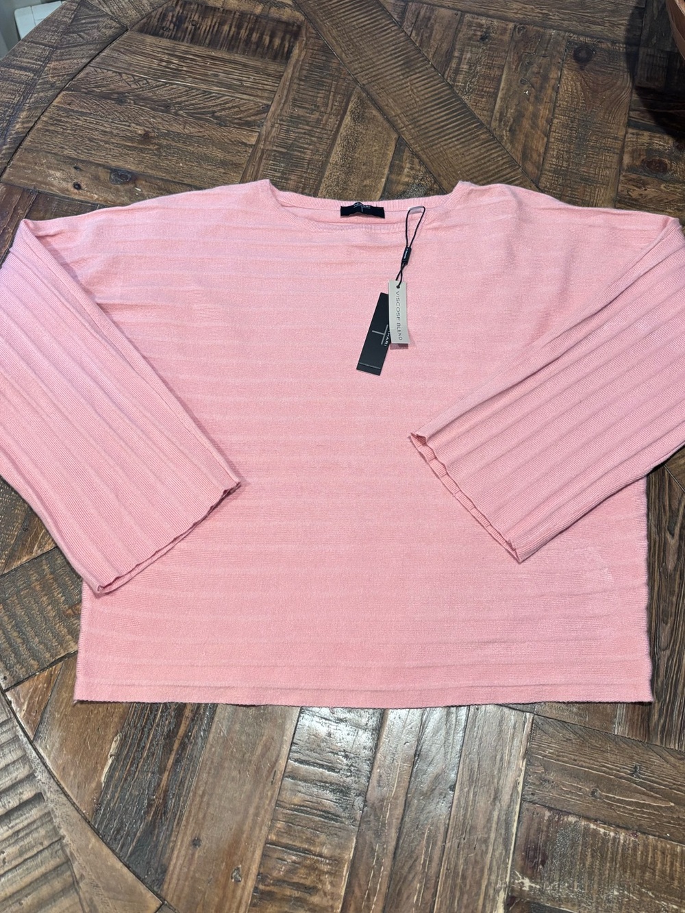 Tahari  NWT Soft Pink Ribbed Boatneck Sweater in size SP